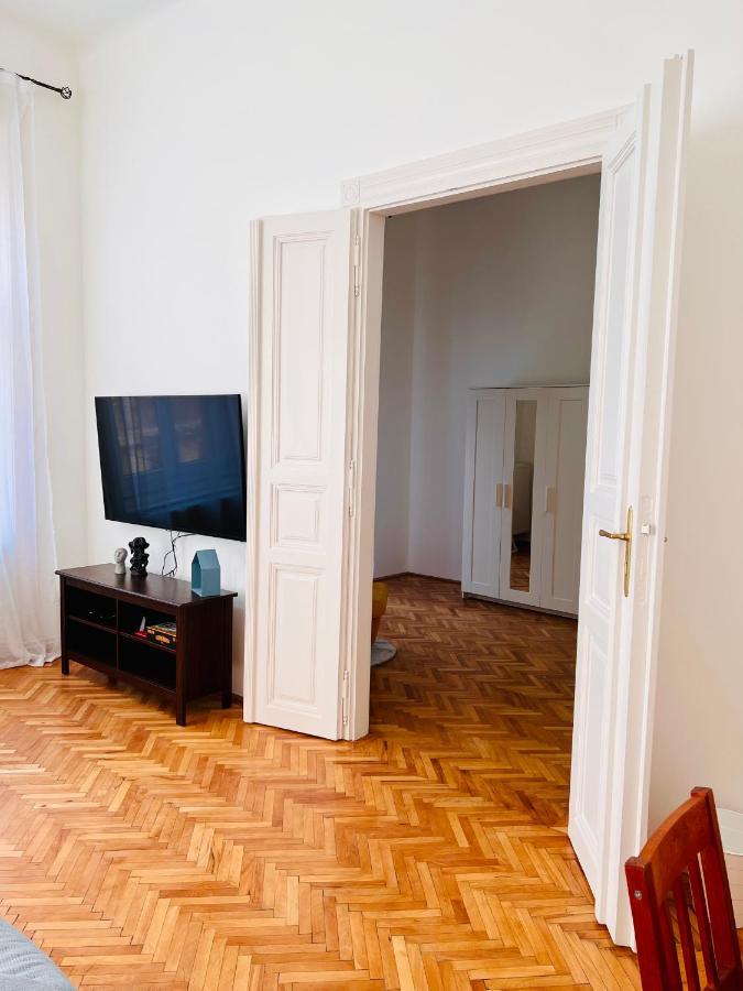 Apartment Friends Central 拉迪亚 外观 照片
